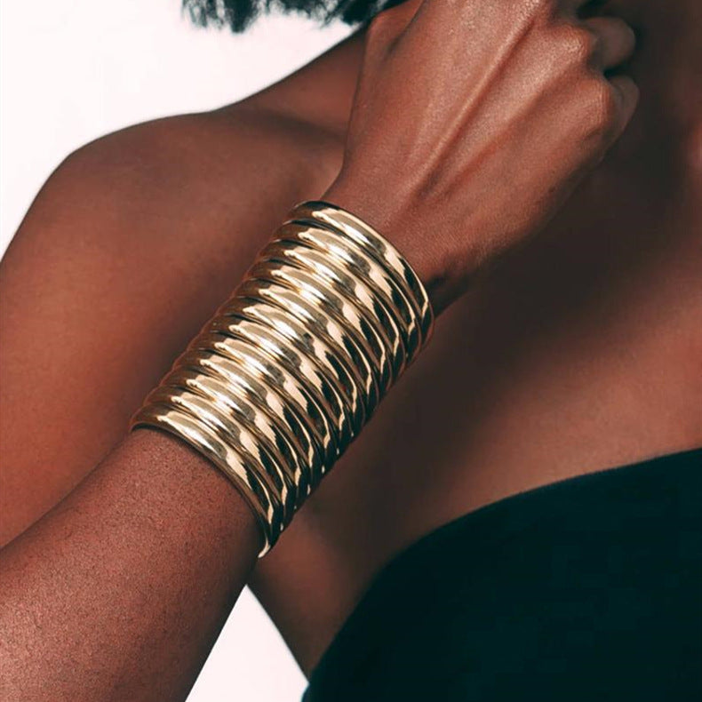 Exaggerated Necklace and Bracelet Set Jewelry