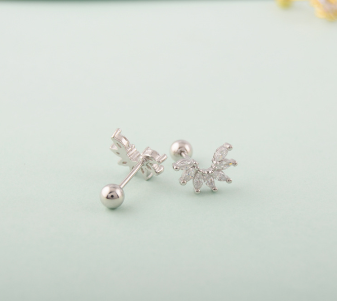 S925 Silver Simple Threaded Ear Studs with Rhinestones